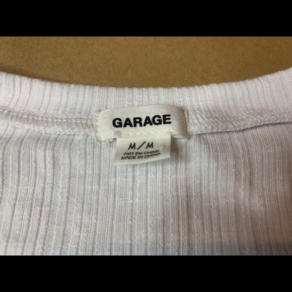 GARAGE white top - Picture 2 of 2